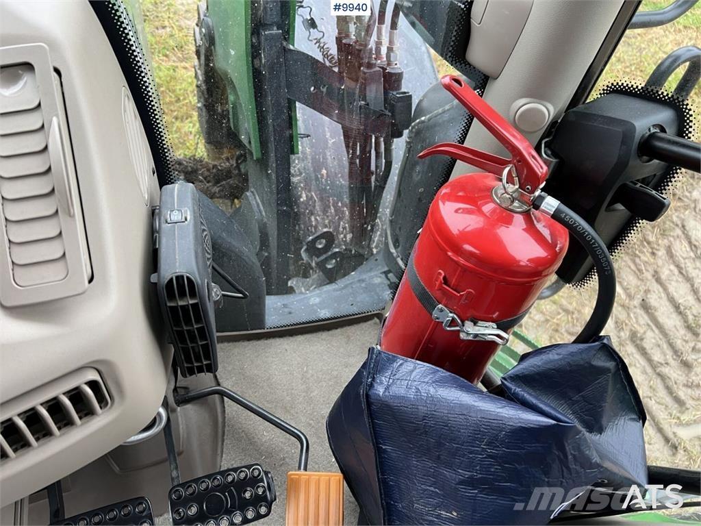 John Deere 6155 R Traktorit