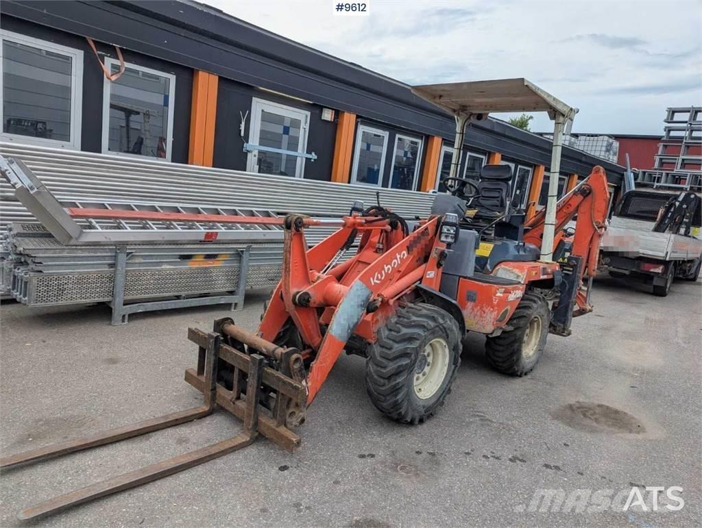 Kubota backhoe loader Kaivurikuormaajat