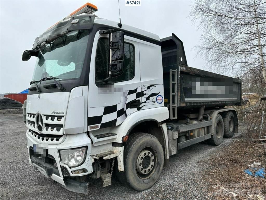 Mercedes-Benz Arocs Sora- ja kippiautot