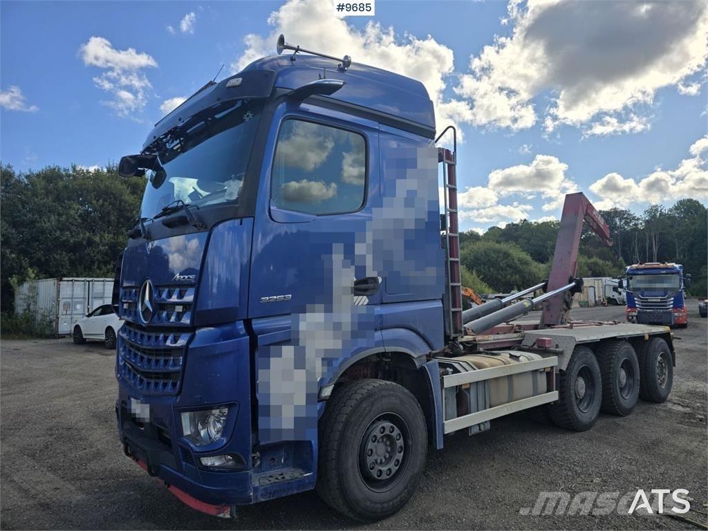 Mercedes-Benz Arocs Koukkulava kuorma-autot