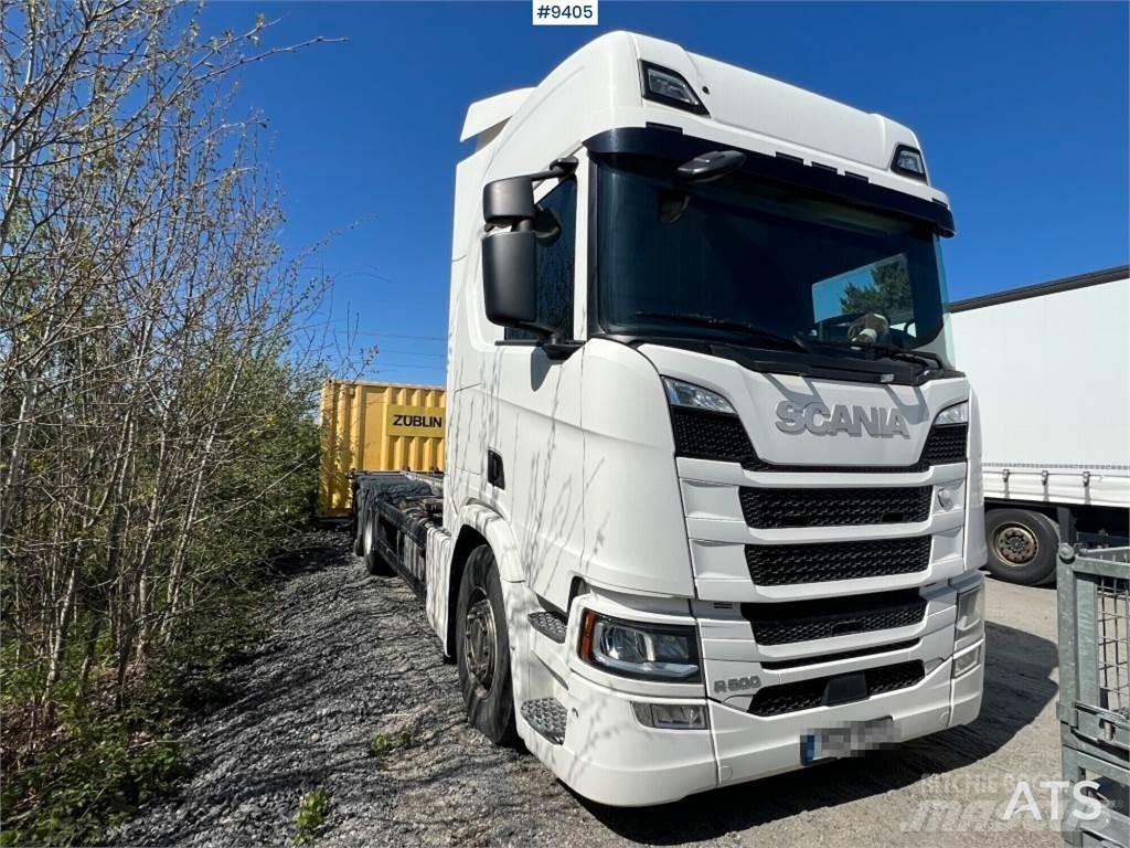 Scania R 500 B6X2NB Konttipuoliperävaunut