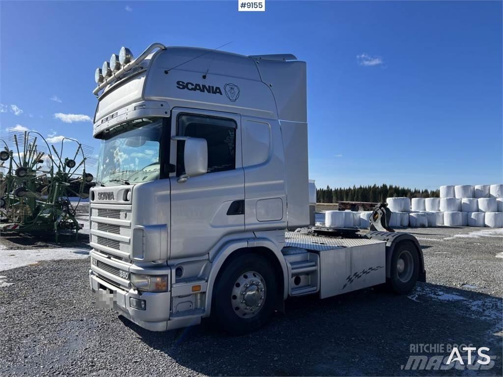 Scania R114 Vetopöytäautot
