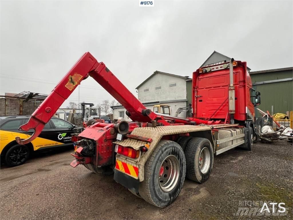 Scania R144GB6X4NA530 Koukkulava kuorma-autot