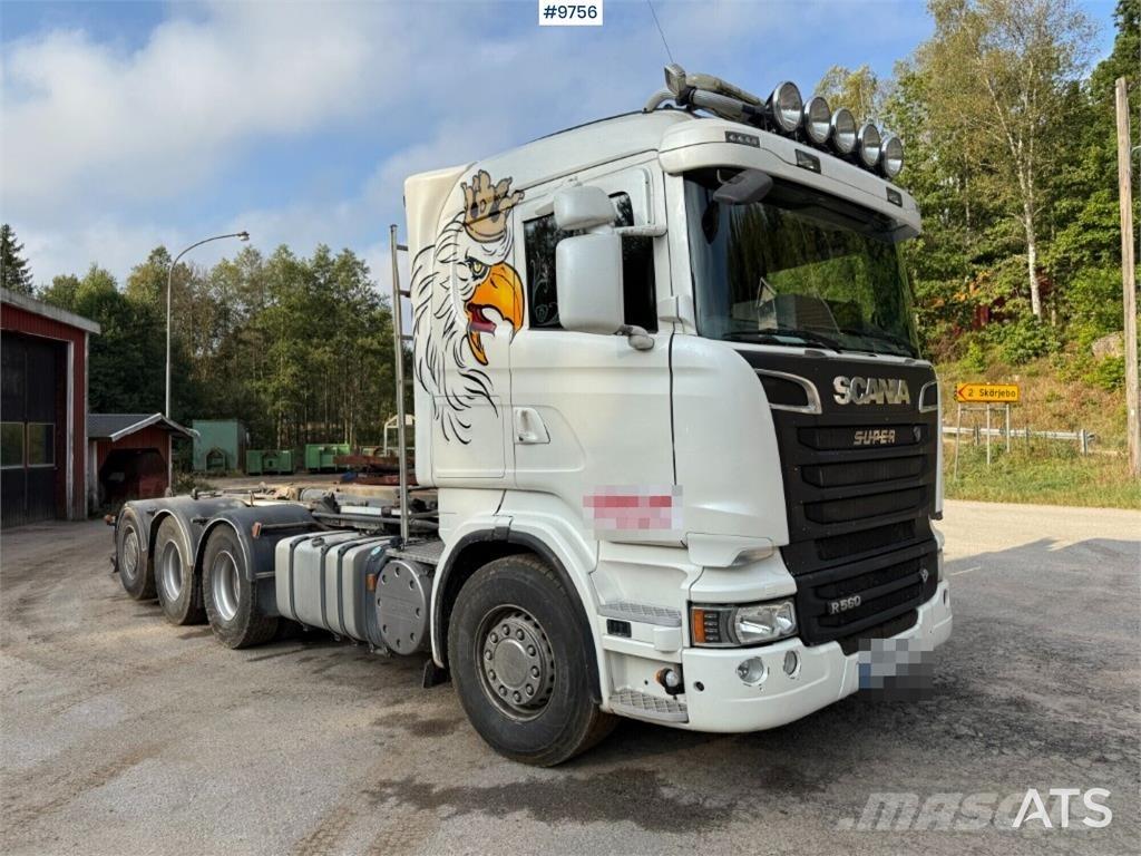 Scania R560 8X4 Koukkulava kuorma-autot