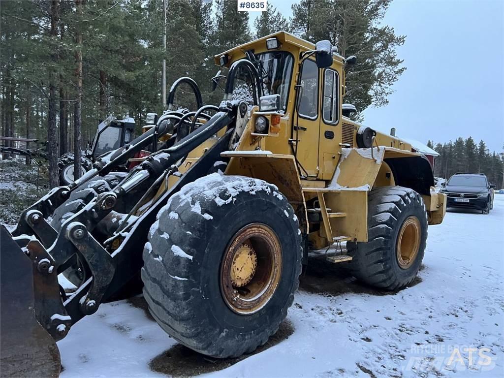 Volvo BM L120 Pyöräpuskutraktori