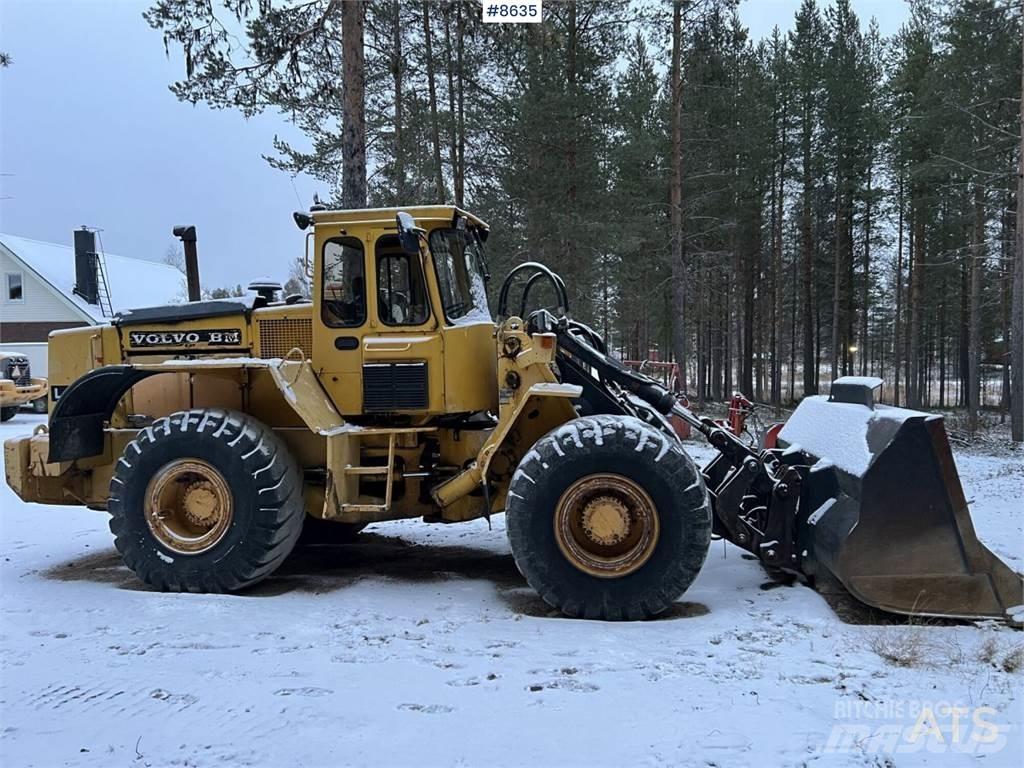 Volvo BM L120 Pyöräpuskutraktori