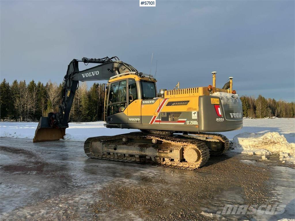 Volvo EC250DL Telakaivukoneet