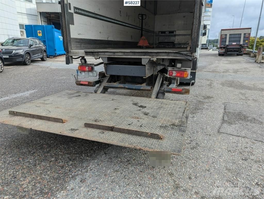 Volvo FL Umpikorikuorma-autot