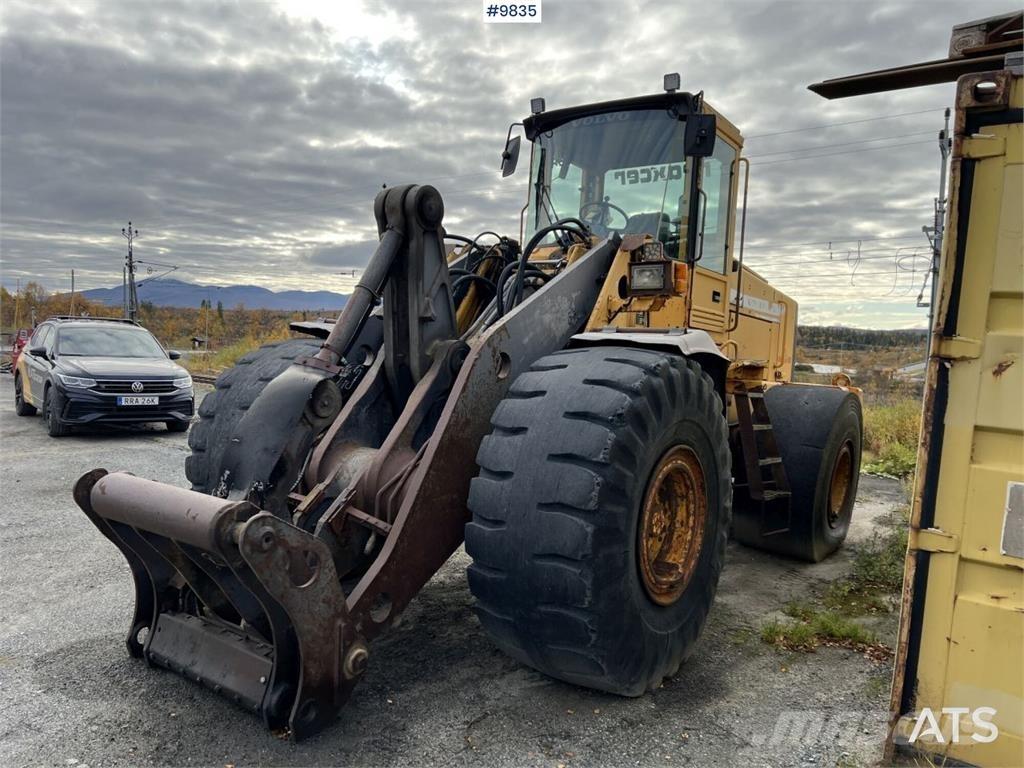 Volvo L180C Pyöräkuormaajat