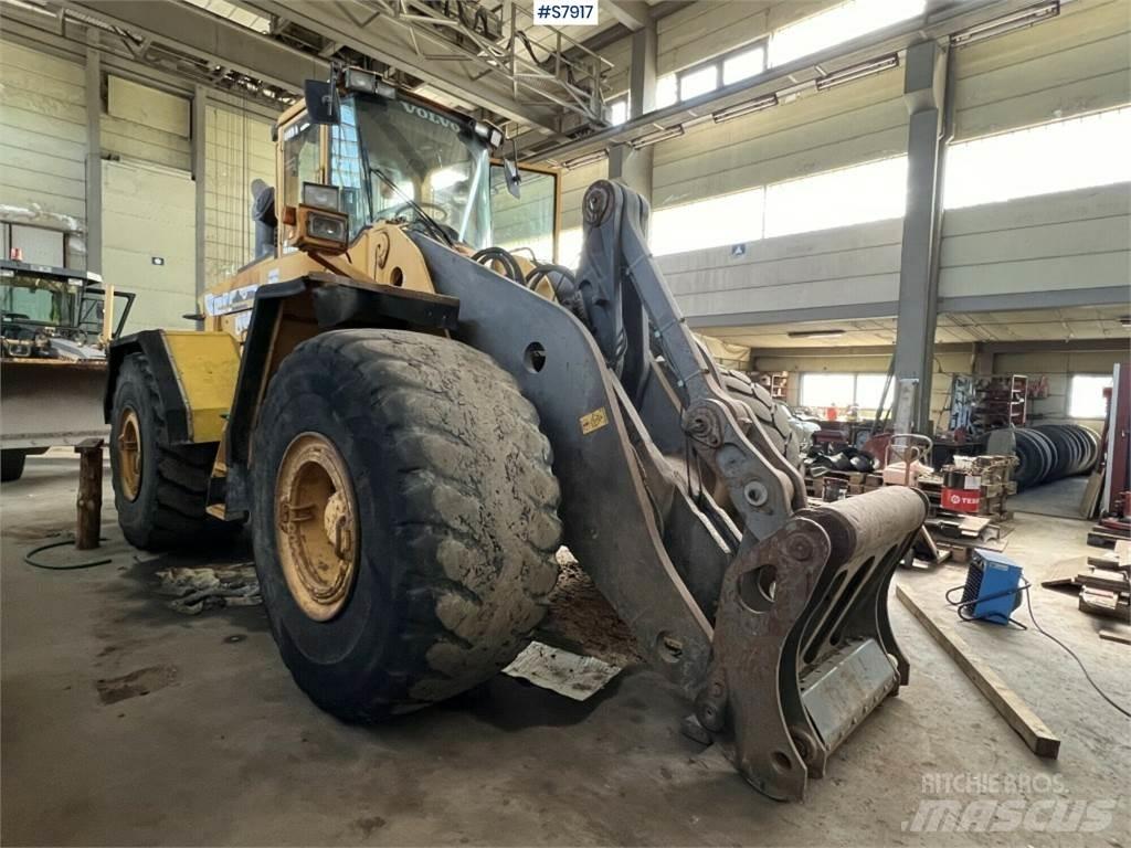 Volvo L220D Pyöräkuormaajat