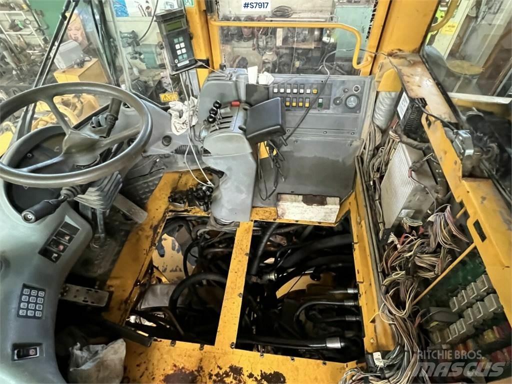 Volvo L220D Pyöräkuormaajat