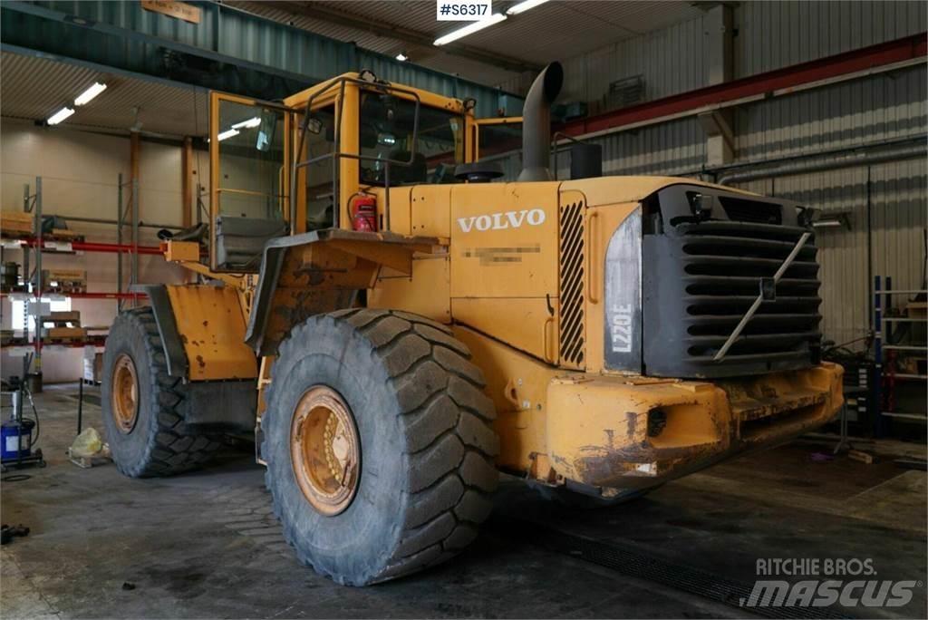 Volvo L220E Pyöräkuormaajat