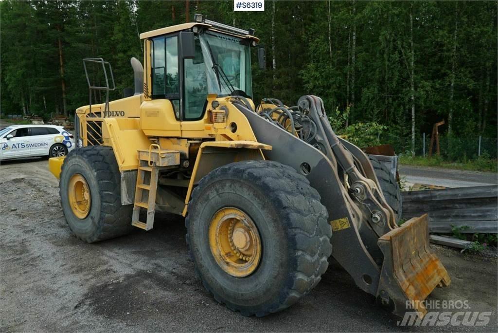 Volvo L220F Pyöräkuormaajat
