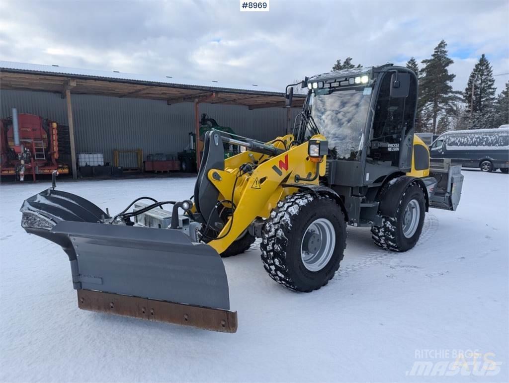 Wacker Neuson WL52 Pyöräpuskutraktori