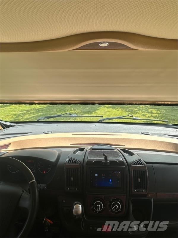  Campingbil Asuntoautot ja asuntovaunut