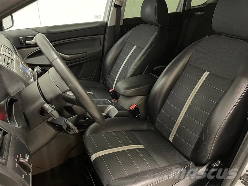 Ford Kuga Henkilöautot