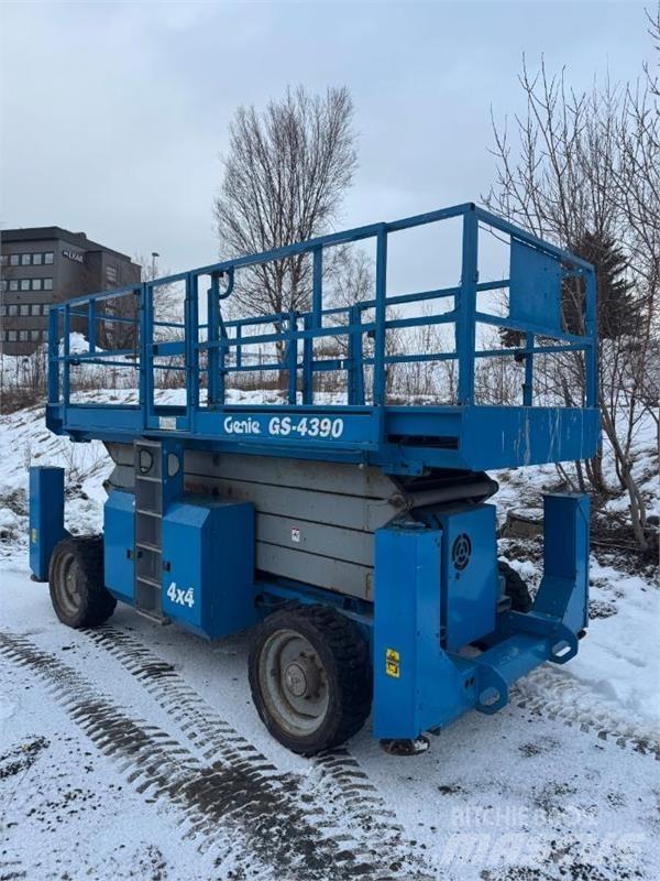 Genie 4390 Saksilavat