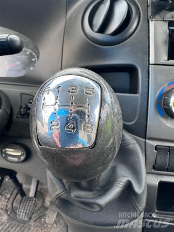 Iveco Daily Henkilöautot