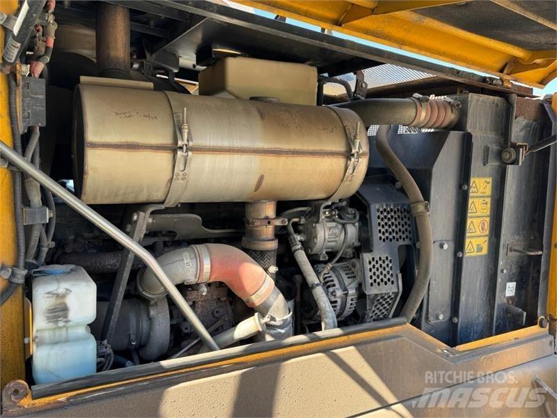 JCB 416k Pyöräkuormaajat