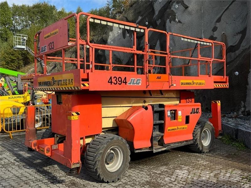 JLG 4394RT Saksilavat