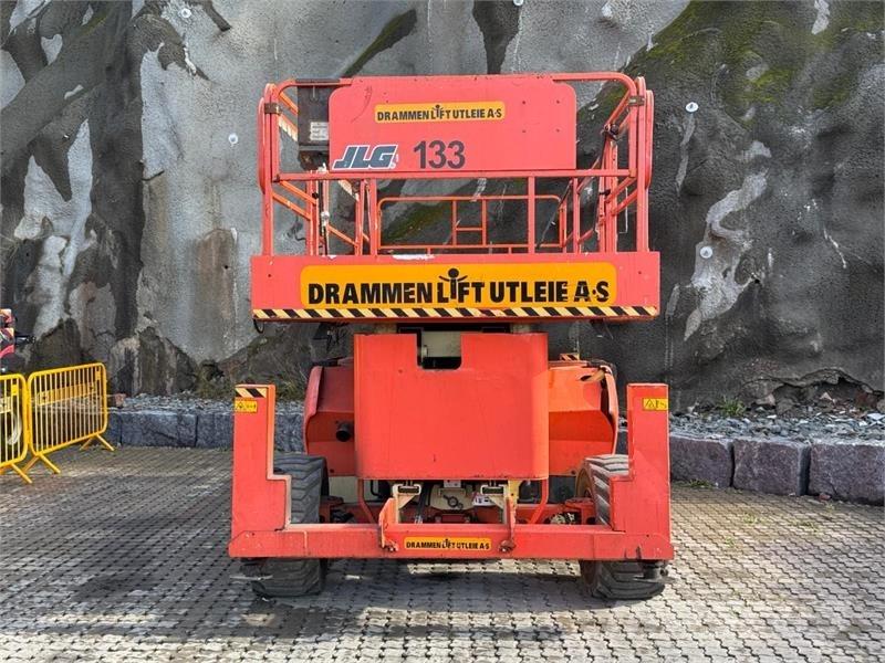 JLG 4394RT Saksilavat