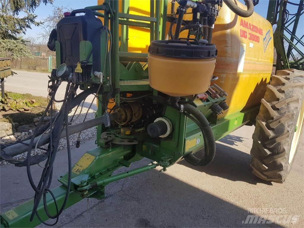 Amazone UG 3000 Itsekulkevat ruiskut