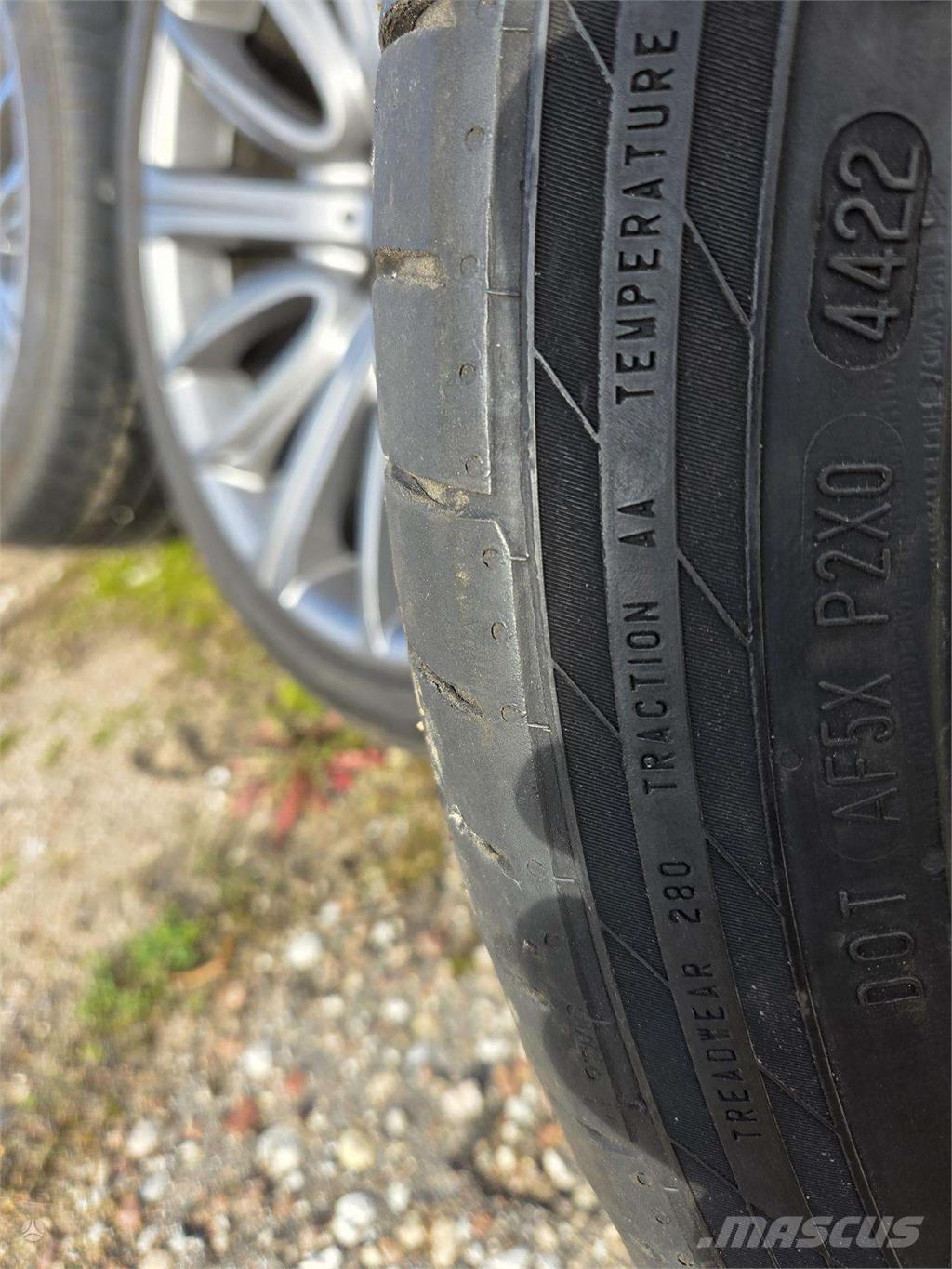 BMW  Renkaat ja vanteet