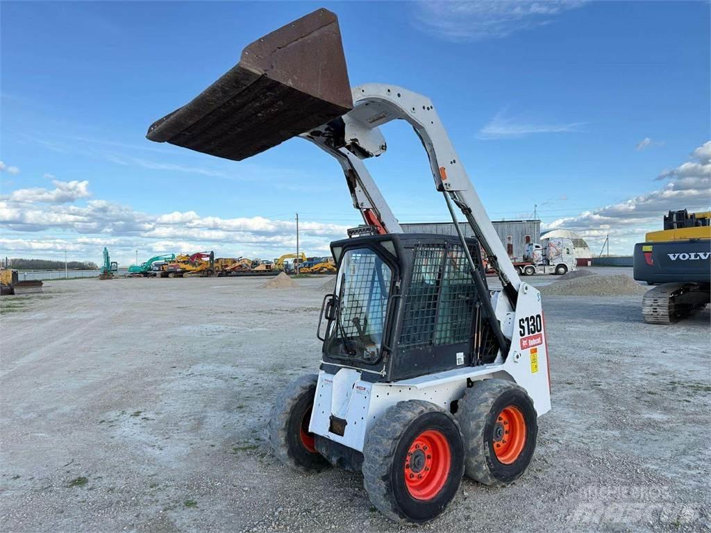 Bobcat S130 Pienkuormaajat