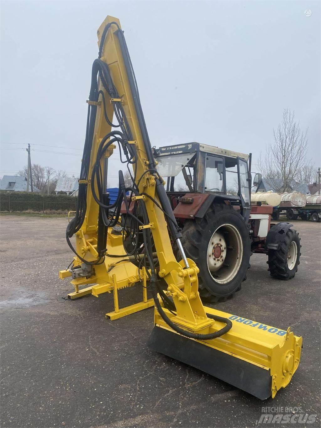 Bomford 800 Niittomurskaimet
