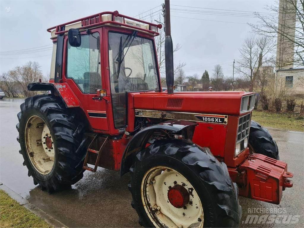 Case IH 1056 XL Traktorit