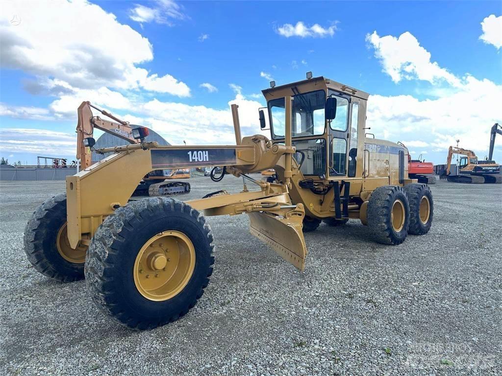 CAT 140 H Tiehöylät