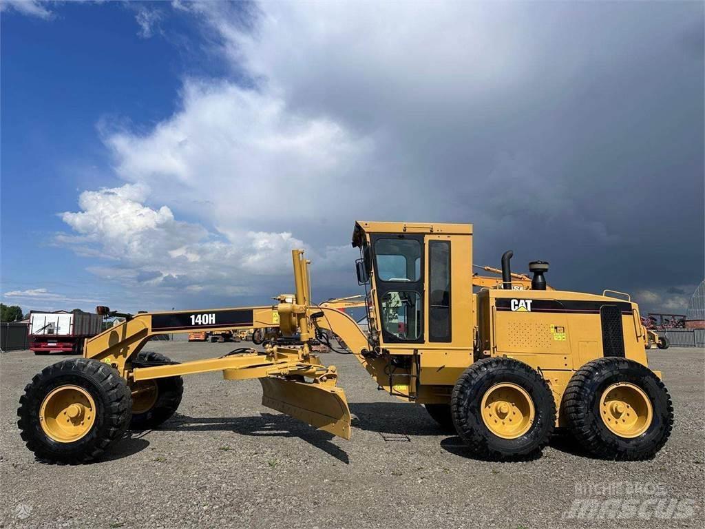 CAT 140 H Tiehöylät