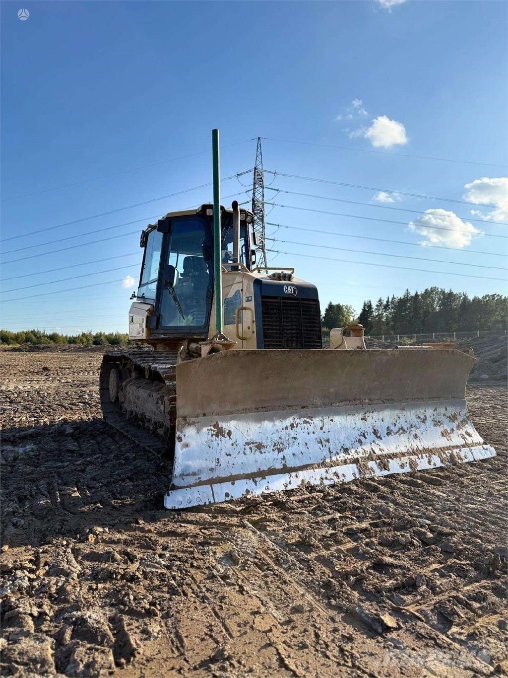 CAT D5 K Telaketjupuskutraktorit