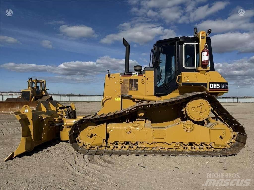 CAT D5H LGP Telaketjupuskutraktorit