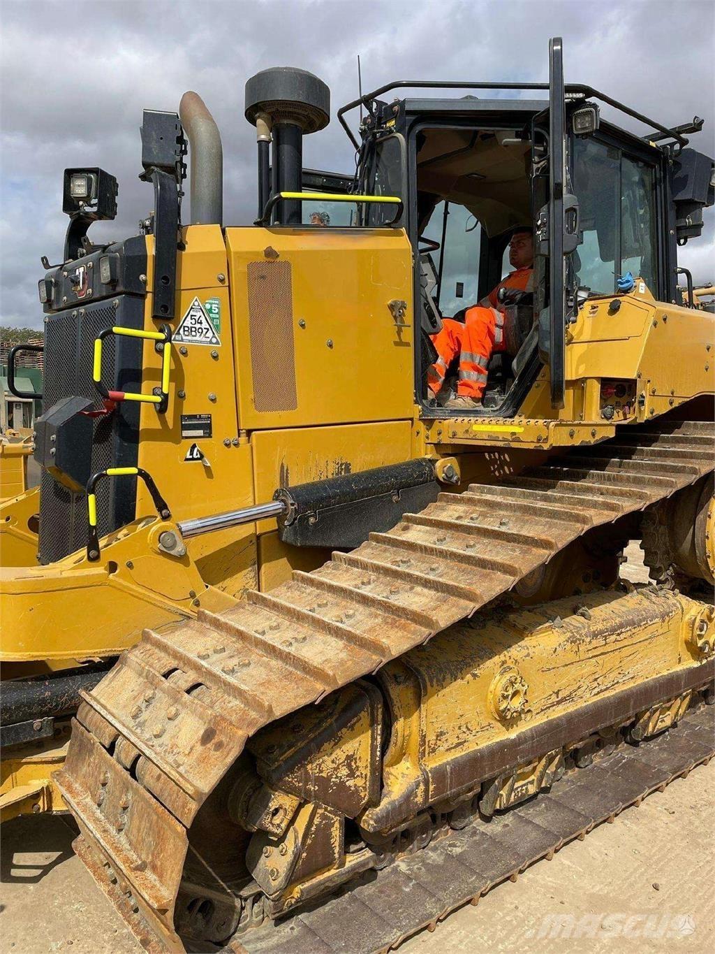 CAT D6 LGP Telaketjupuskutraktorit