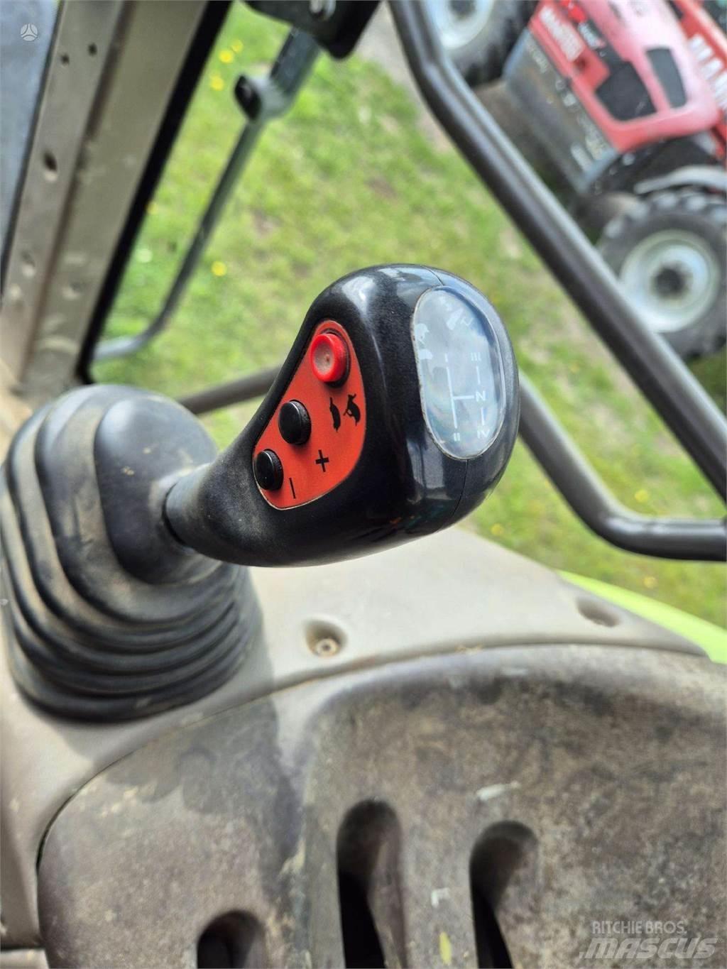 CLAAS ARES 696 RZ Traktorit