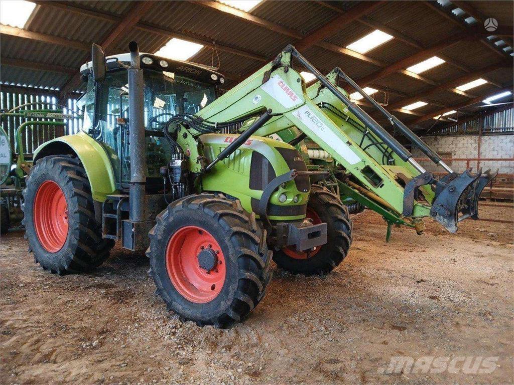 CLAAS Arion 620 Traktorit