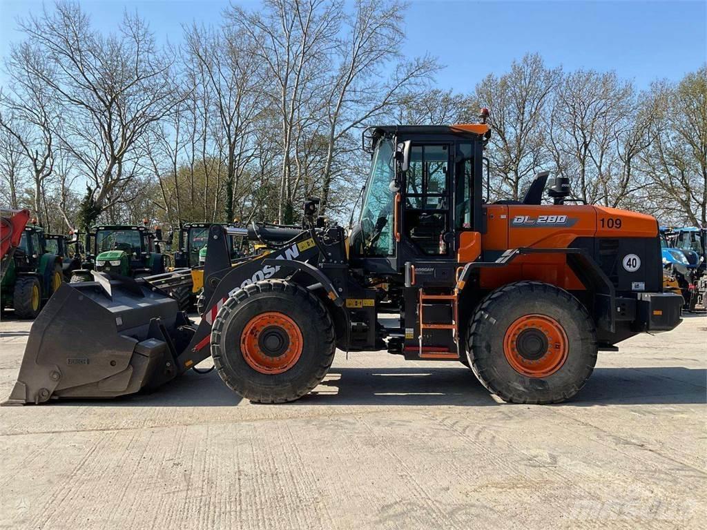 Doosan DL280 Pyöräkuormaajat