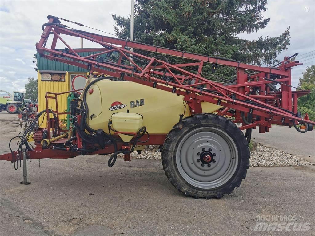 Hardi Ranger 2200 Itsekulkevat ruiskut