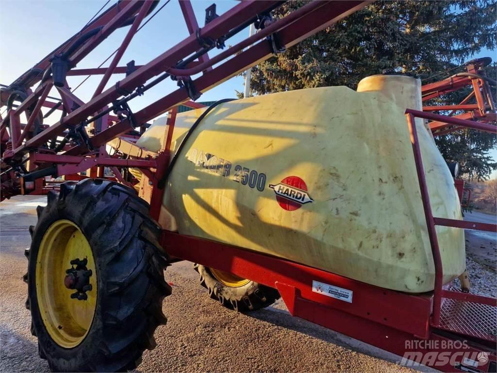 Hardi Ranger 2500 Itsekulkevat ruiskut