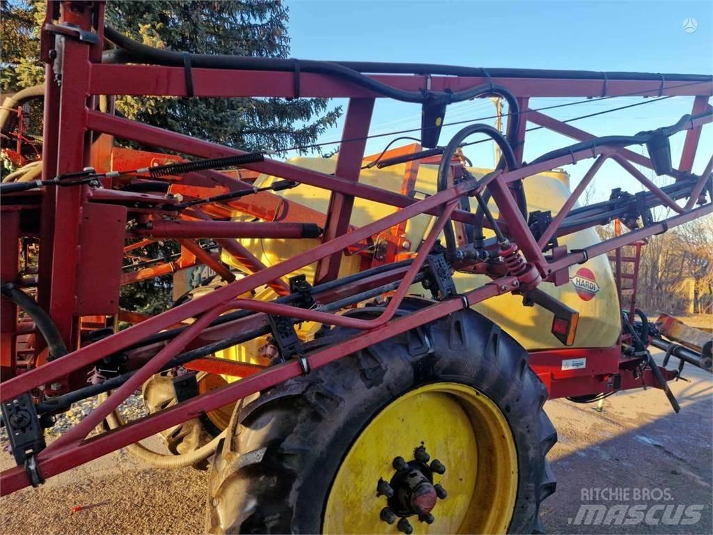 Hardi Ranger 2500 Itsekulkevat ruiskut