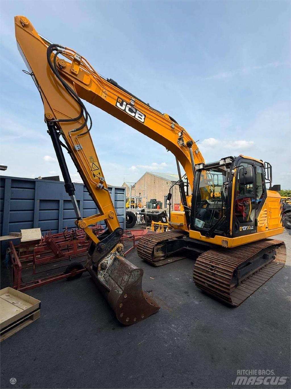 JCB 131X L SV Telakaivukoneet