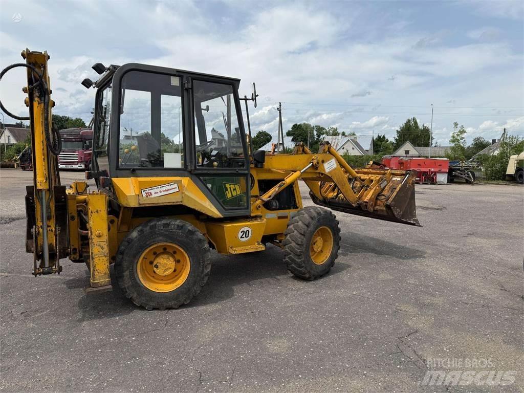 JCB 2CX Kaivurikuormaajat