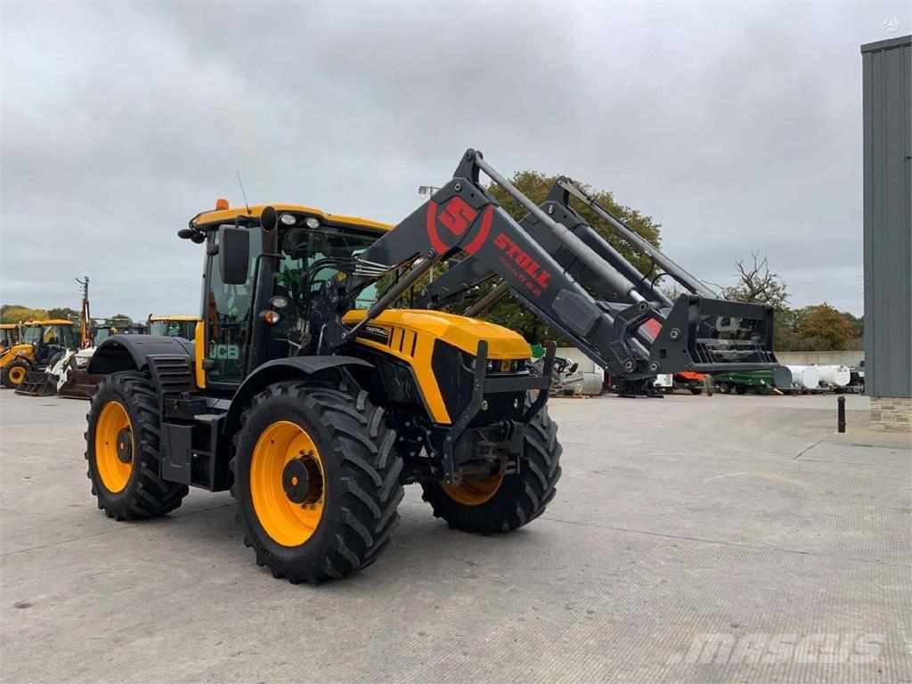 JCB Fastrac 4220 Traktorit