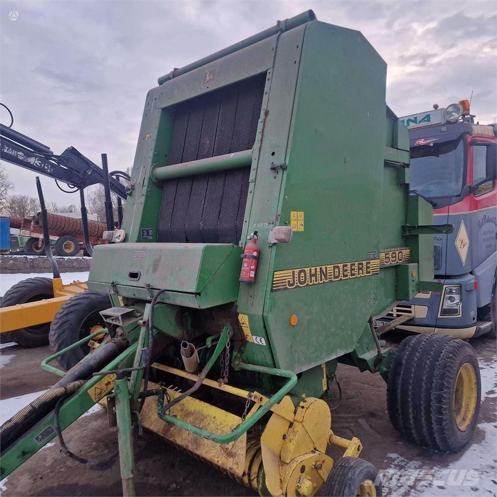 John Deere 590 Pyöröpaalaimet