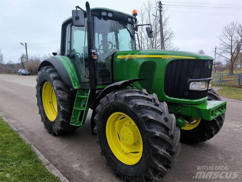 John Deere 6920 Traktorit