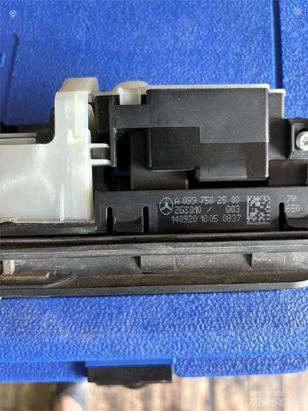 Mercedes-Benz  Muut koneet