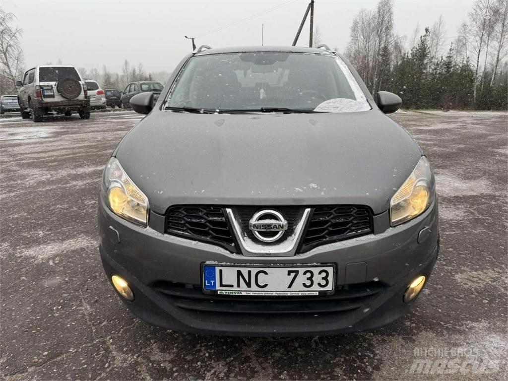 Nissan  Henkilöautot