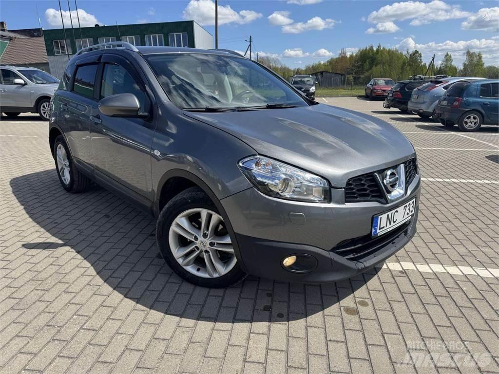 Nissan  Henkilöautot