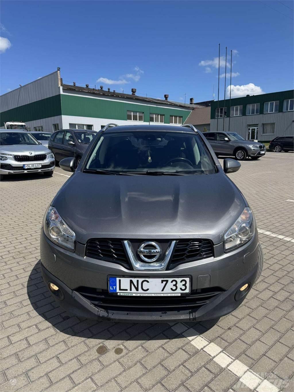 Nissan  Henkilöautot